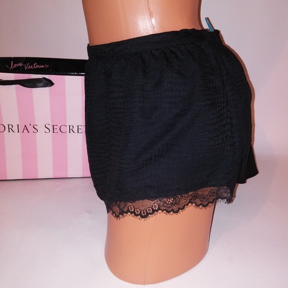 Victoria Secret Pajama Shorts - Picture 3 of 8
